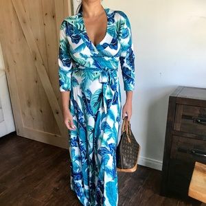 🌴 Palm leaf dress